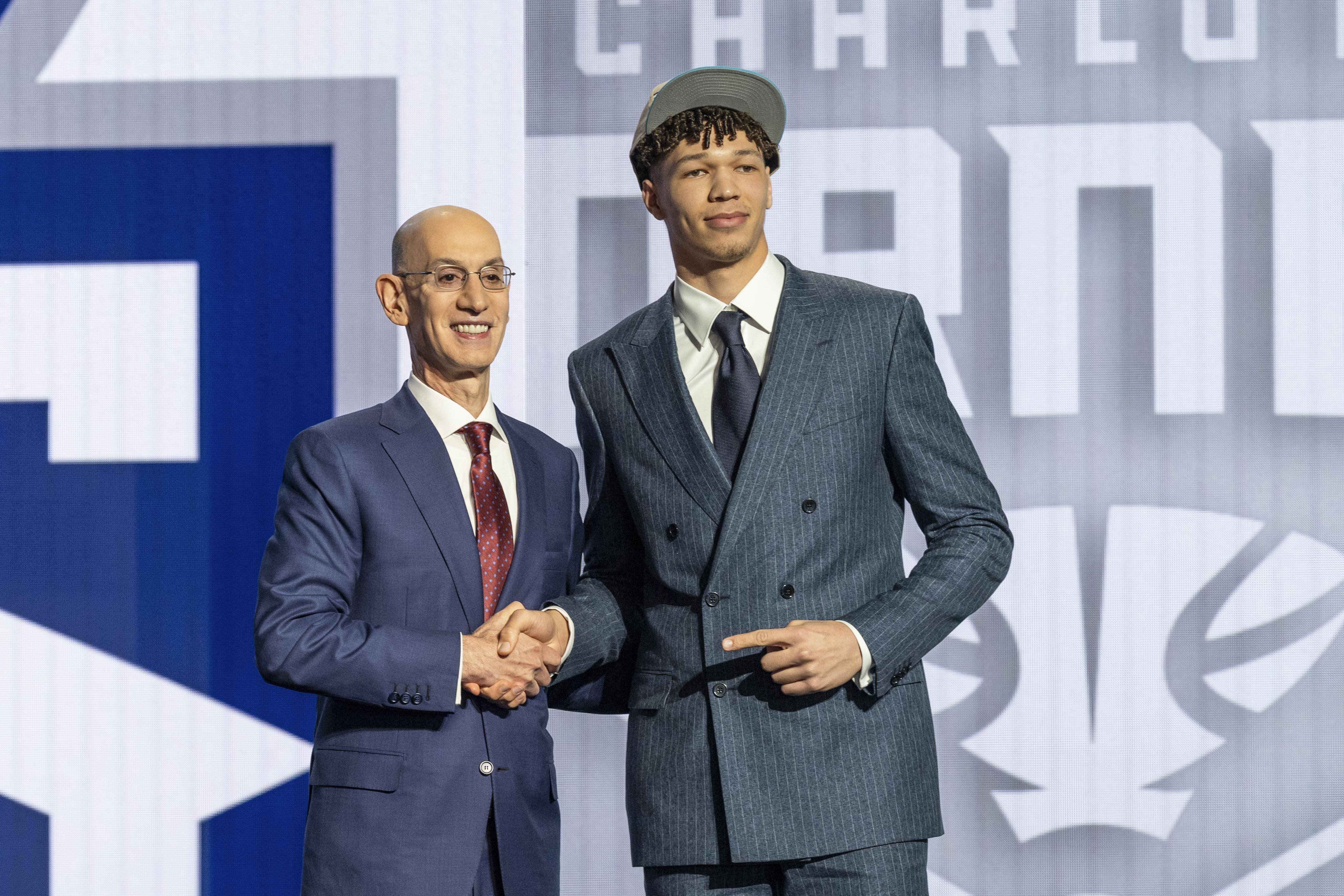 开云体育-关于NBA夏联决赛对阵：黄蜂29分大胜会师国王两队均5胜0负争的信息
