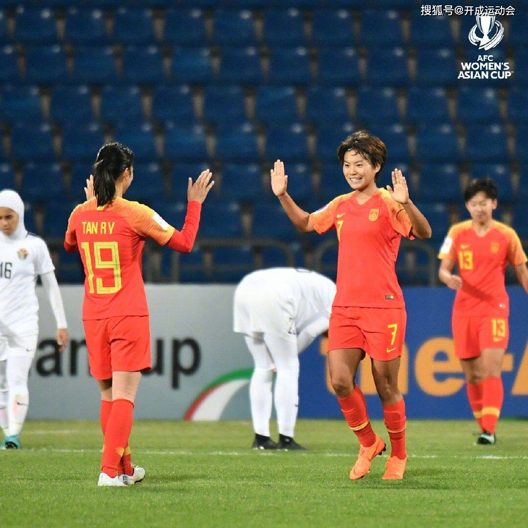 国际女足比赛中，中国队交出亮眼成绩(国际女足比赛中,中国队交出亮眼成绩的球员)
